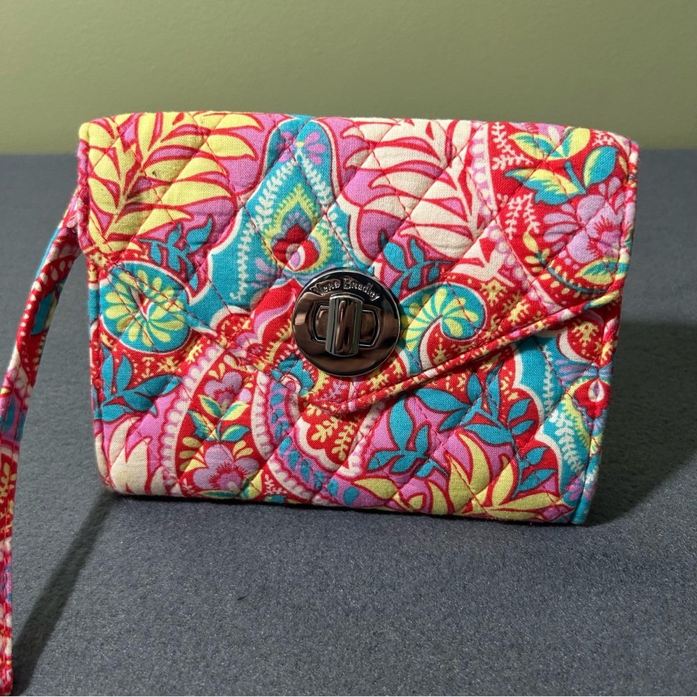 Vera Bradley Colorful Floral Quilted Smartphone Wristlet